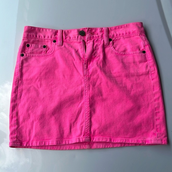 J. Crew Dresses & Skirts - J CREW HOT PINK MINI SKIRT!